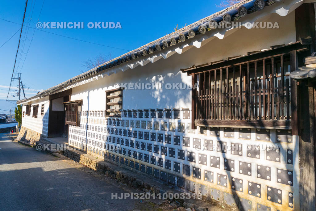 奈良県　高取城旧城下町　土佐街道　植村家長屋門