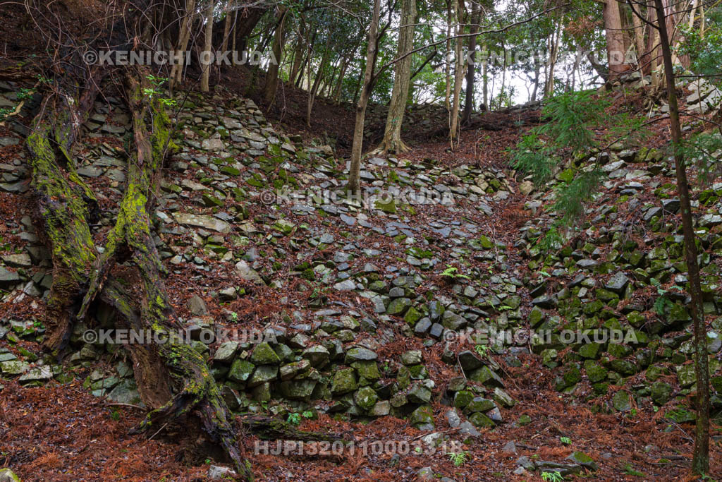 奈良県　高取城　本丸の石垣