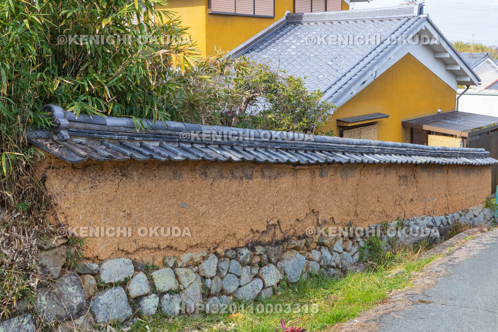 奈良県　高取藩総門跡の土塀