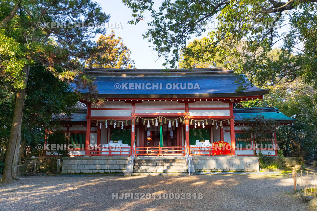 奈良県　売太神社　拝殿