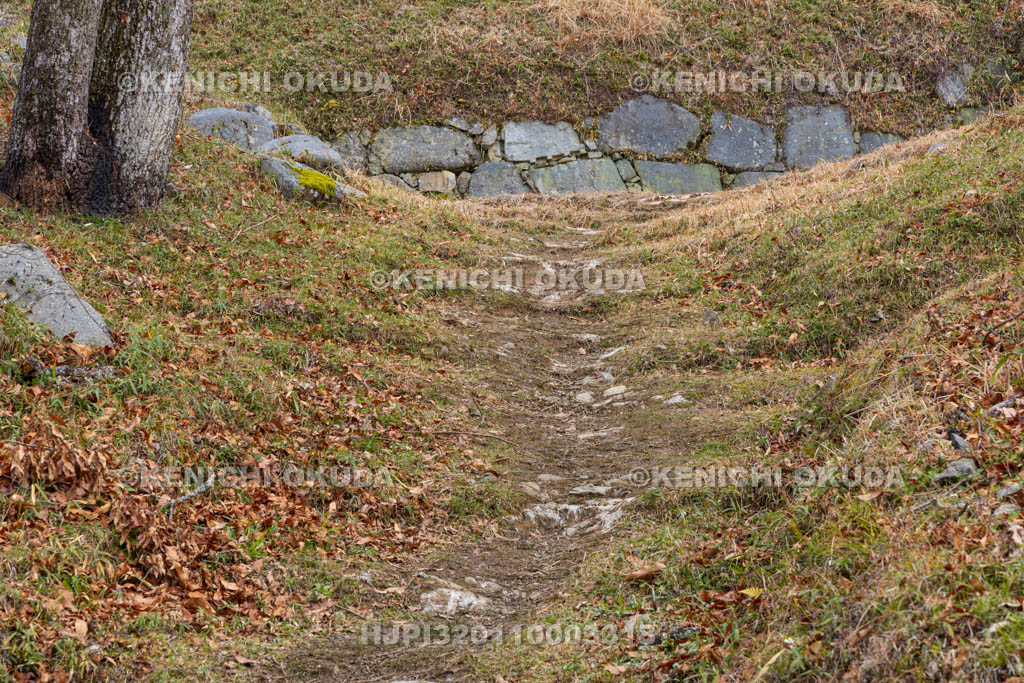 奈良県　宇陀松山城　桝形虎口跡