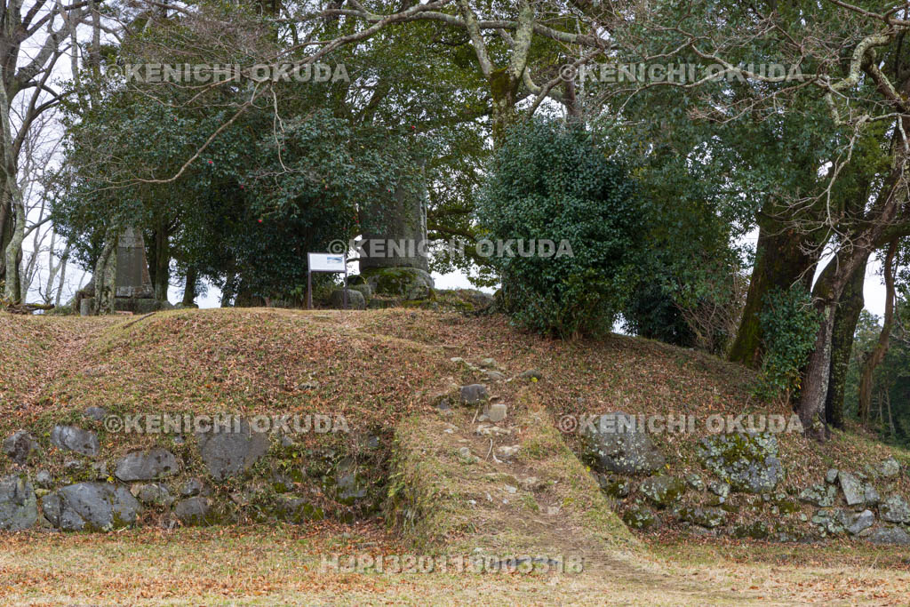 奈良県　宇陀松山城　天守郭