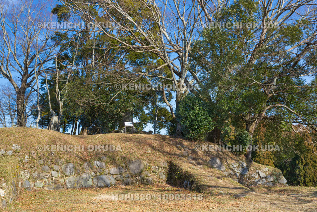 奈良県　宇陀松山城　天守郭