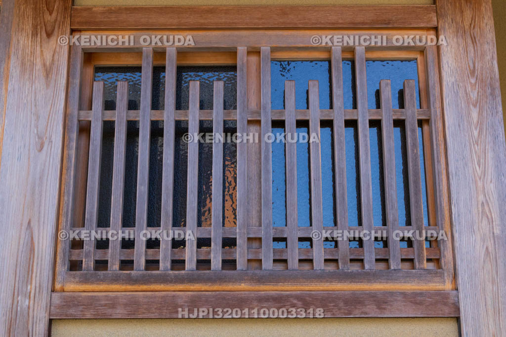 奈良県　宇陀松山城下町　平格子（切子格子）