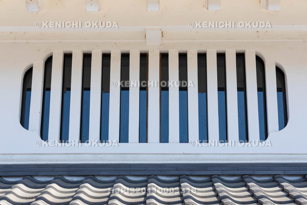 奈良県　宇陀松山城下町　虫籠窓（むしこまど）