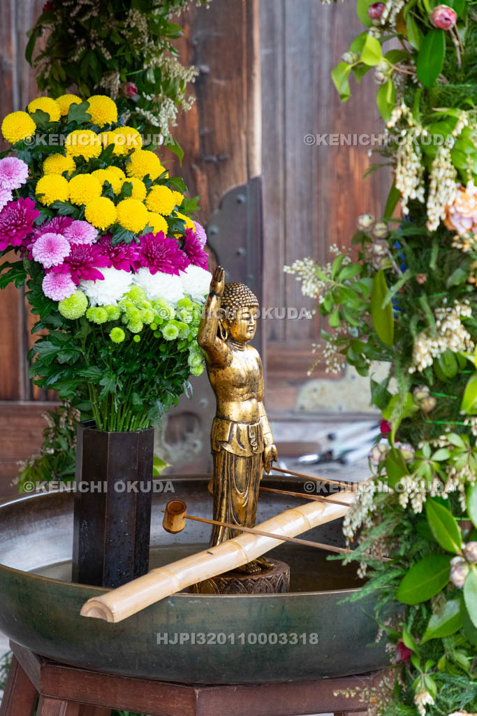 奈良県　東大寺　仏生会（花祭り）