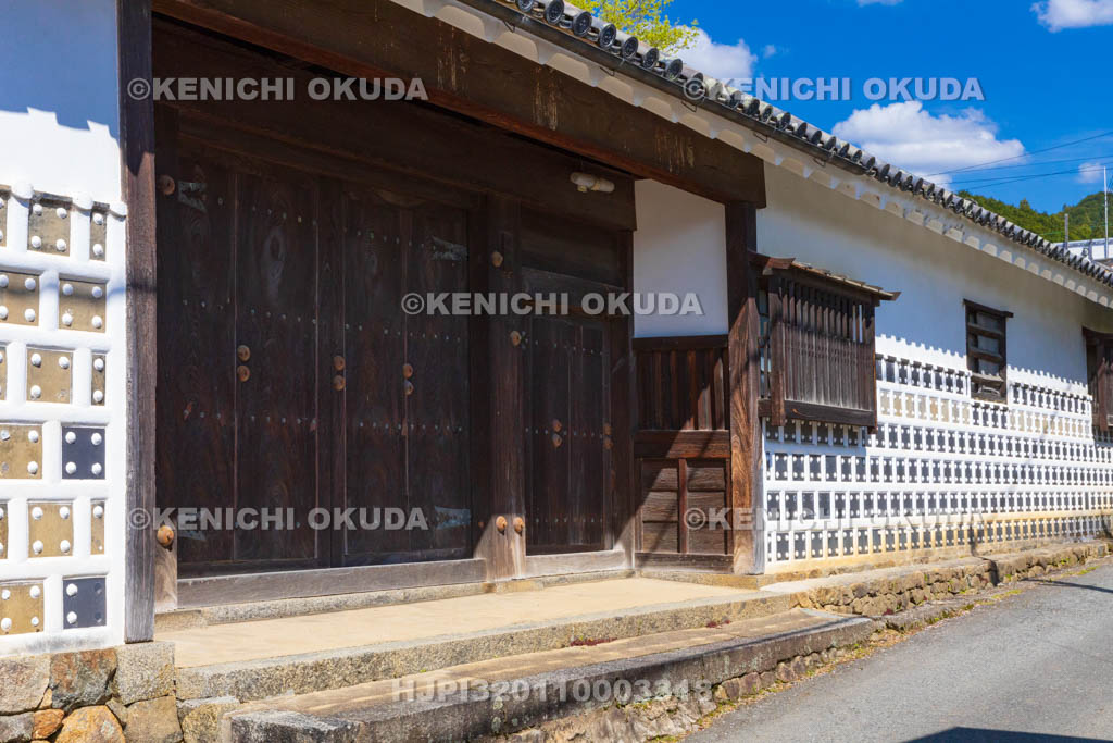 奈良県　高取城旧城下町　土佐街道　植村家長屋門