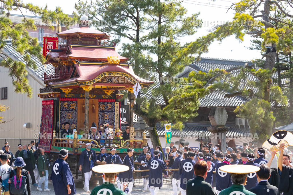 滋賀県　長浜曳山祭　登り山　月宮殿（げっきゅうでん）