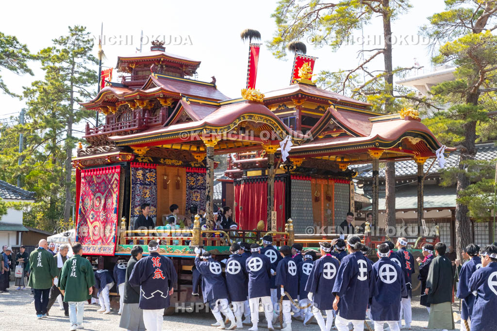 滋賀県　長浜曳山祭　登り山　月宮殿（げっきゅうでん）
