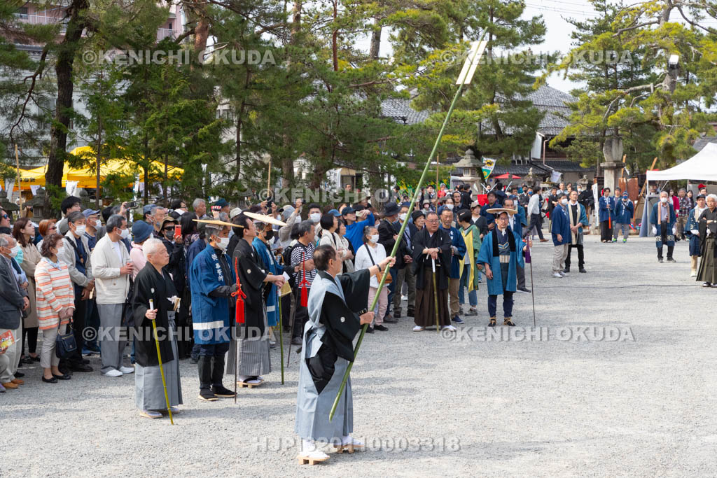滋賀県　長浜曳山祭　長刀組翁招き