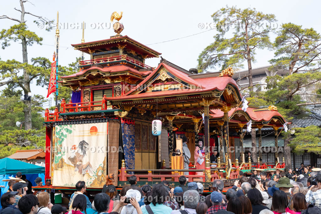 滋賀県　長浜曳山祭　狂言奉納　諫皷山（かんこざん）