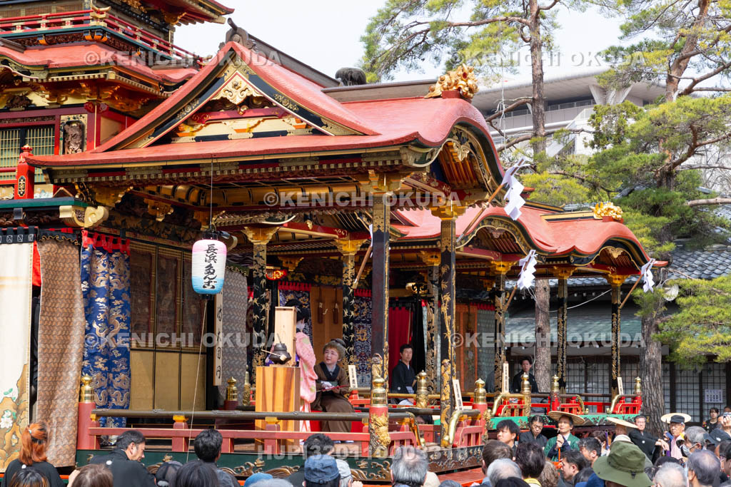 滋賀県　長浜曳山祭　狂言奉納　諫皷山（かんこざん）