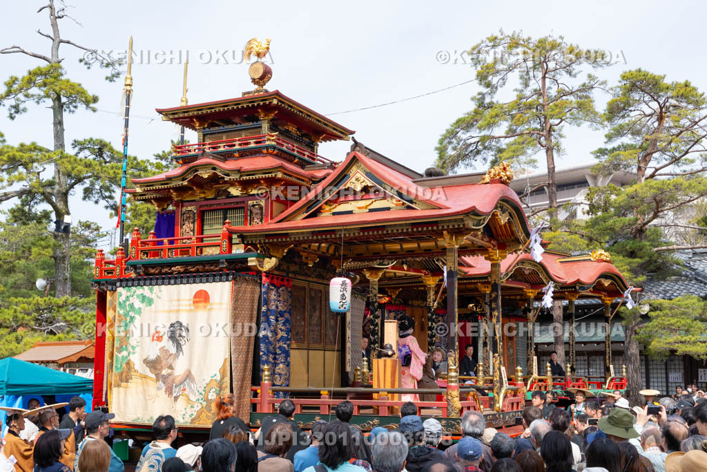 滋賀県　長浜曳山祭　狂言奉納　諫皷山（かんこざん）