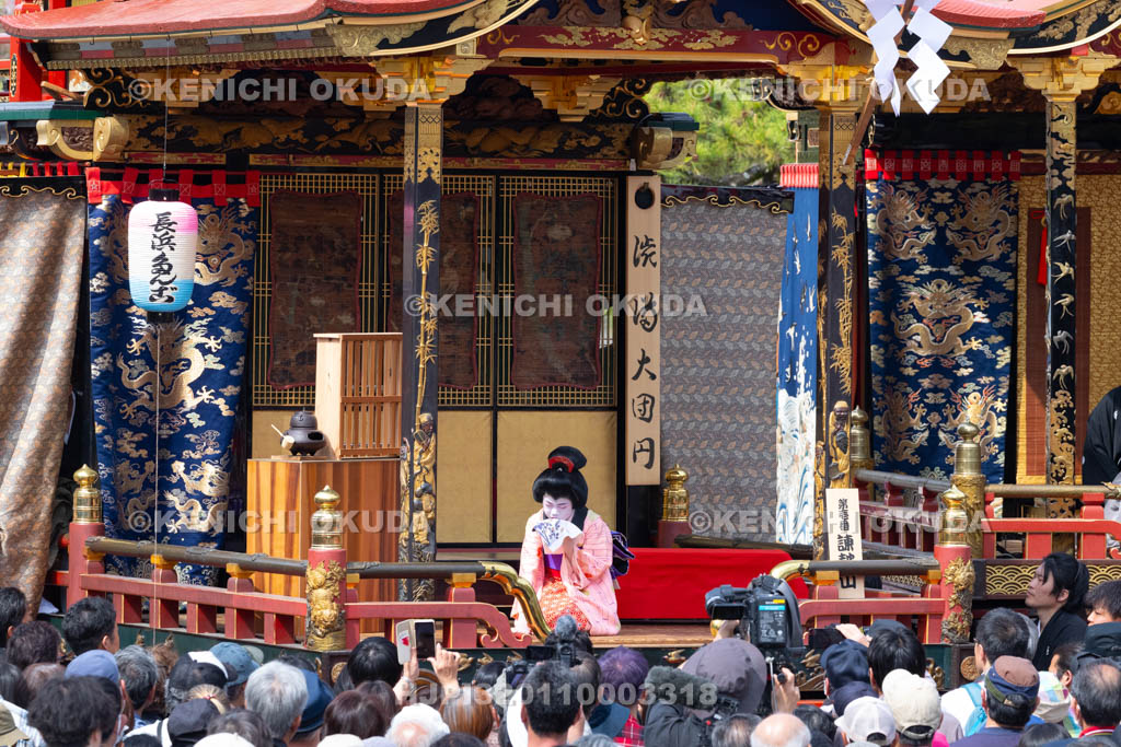 滋賀県　長浜曳山祭　狂言奉納　諫皷山（かんこざん）