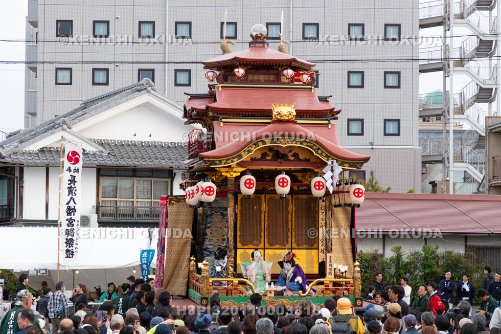 滋賀県　長浜曳山祭　御旅所での狂言奉納　月宮殿（げっきゅうでん）