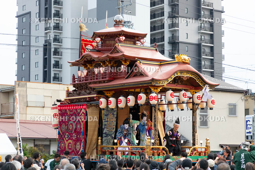 滋賀県　長浜曳山祭　御旅所での狂言奉納　月宮殿（げっきゅうでん）