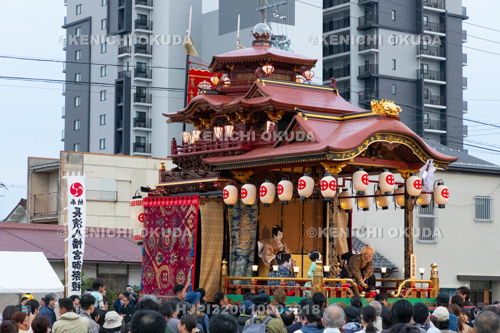 滋賀県　長浜曳山祭　御旅所での狂言奉納　月宮殿（げっきゅうでん）