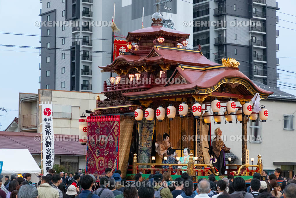 滋賀県　長浜曳山祭　御旅所での狂言奉納　月宮殿（げっきゅうでん）