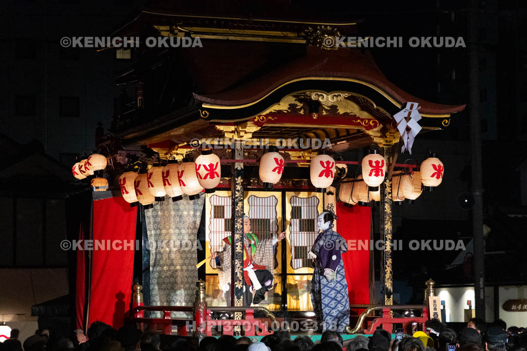 滋賀県　長浜曳山祭　御旅所での狂言奉納　春日山（かすがざん）