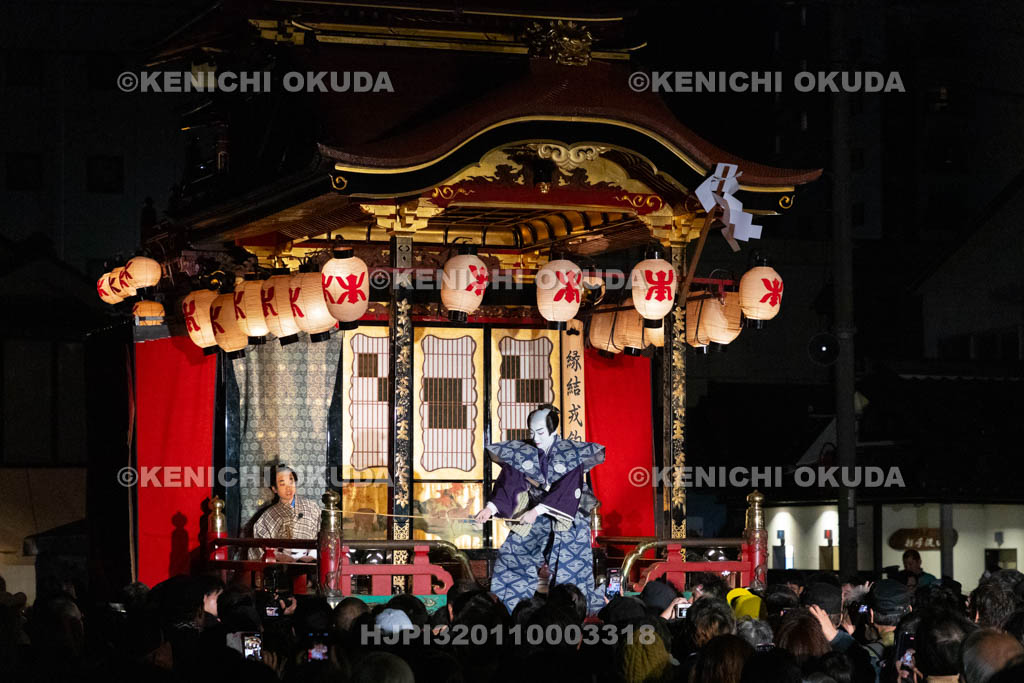 滋賀県　長浜曳山祭　御旅所での狂言奉納　春日山（かすがざん）