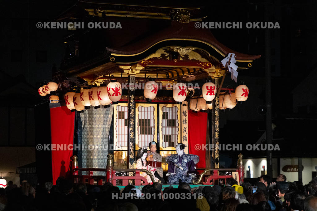 滋賀県　長浜曳山祭　御旅所での狂言奉納　春日山（かすがざん）