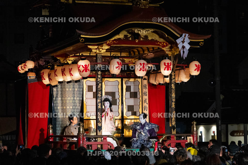 滋賀県　長浜曳山祭　御旅所での狂言奉納　春日山（かすがざん）