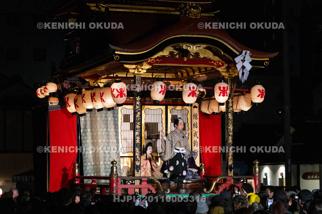 滋賀県　長浜曳山祭　御旅所での狂言奉納　春日山（かすがざん）
