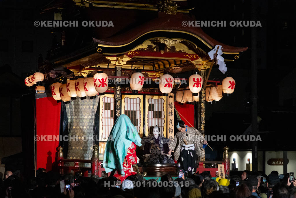 滋賀県　長浜曳山祭　御旅所での狂言奉納　春日山（かすがざん）