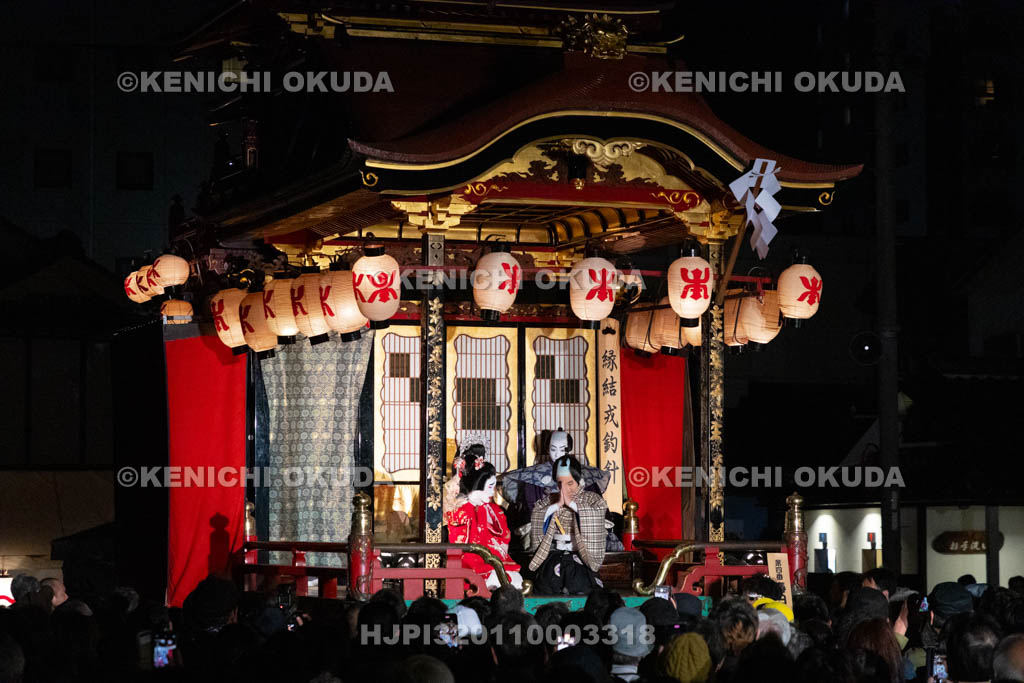 滋賀県　長浜曳山祭　御旅所での狂言奉納　春日山（かすがざん）