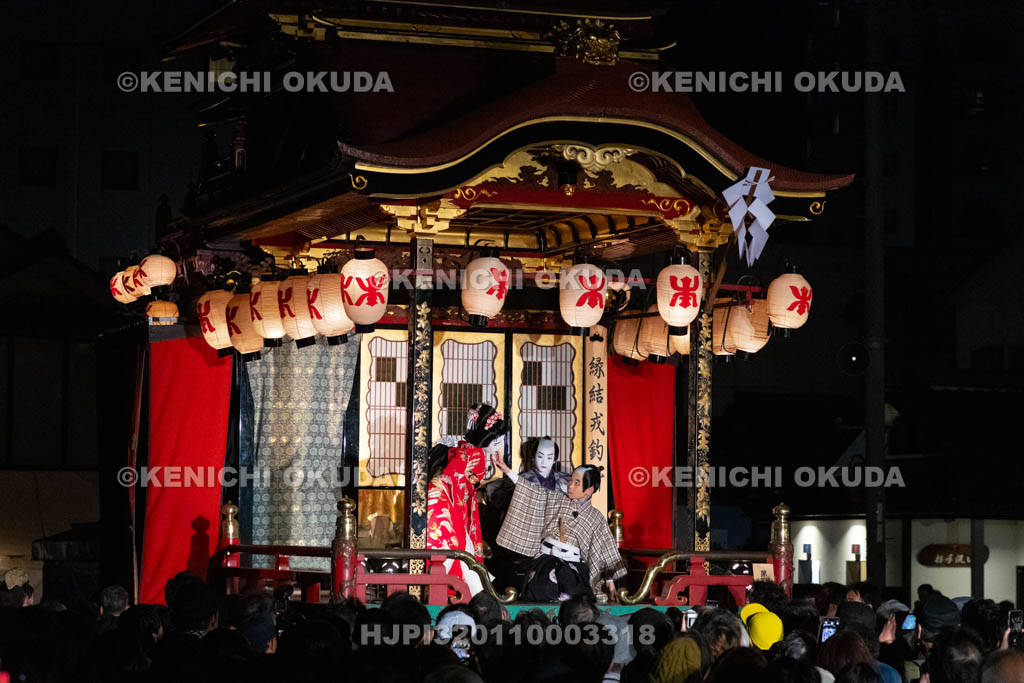 滋賀県　長浜曳山祭　御旅所での狂言奉納　春日山（かすがざん）