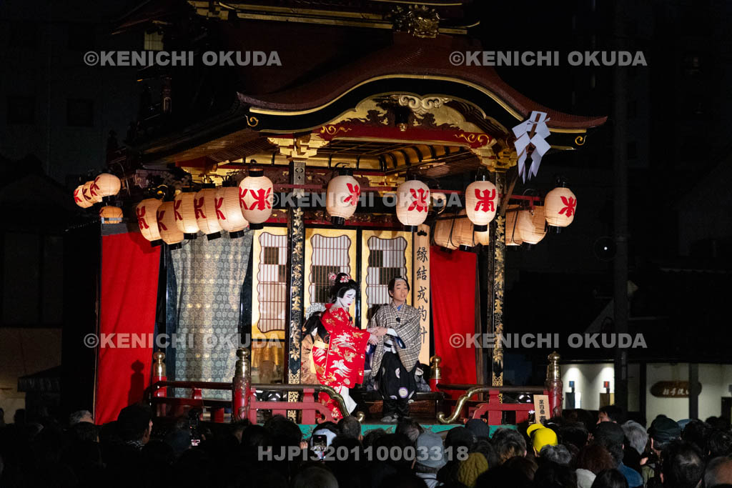 滋賀県　長浜曳山祭　御旅所での狂言奉納　春日山（かすがざん）