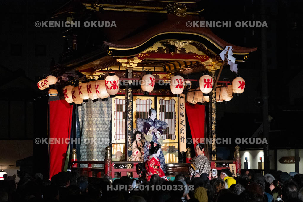 滋賀県　長浜曳山祭　御旅所での狂言奉納　春日山（かすがざん）