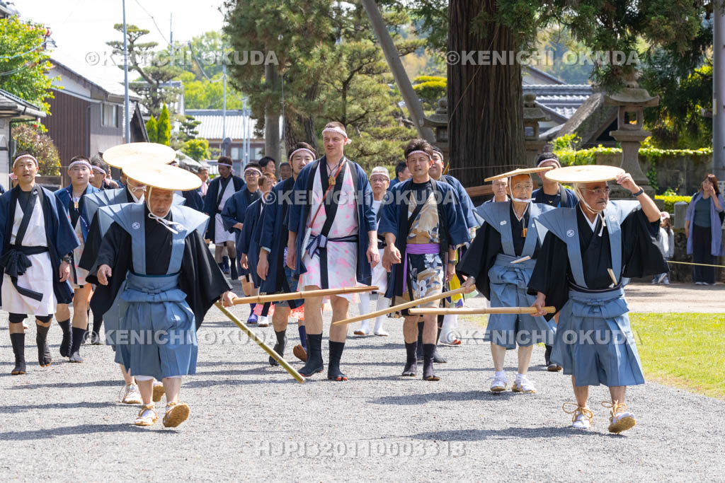 滋賀県　日野祭　宵祭（西之宮祭）　西之宮町花警固のお迎え