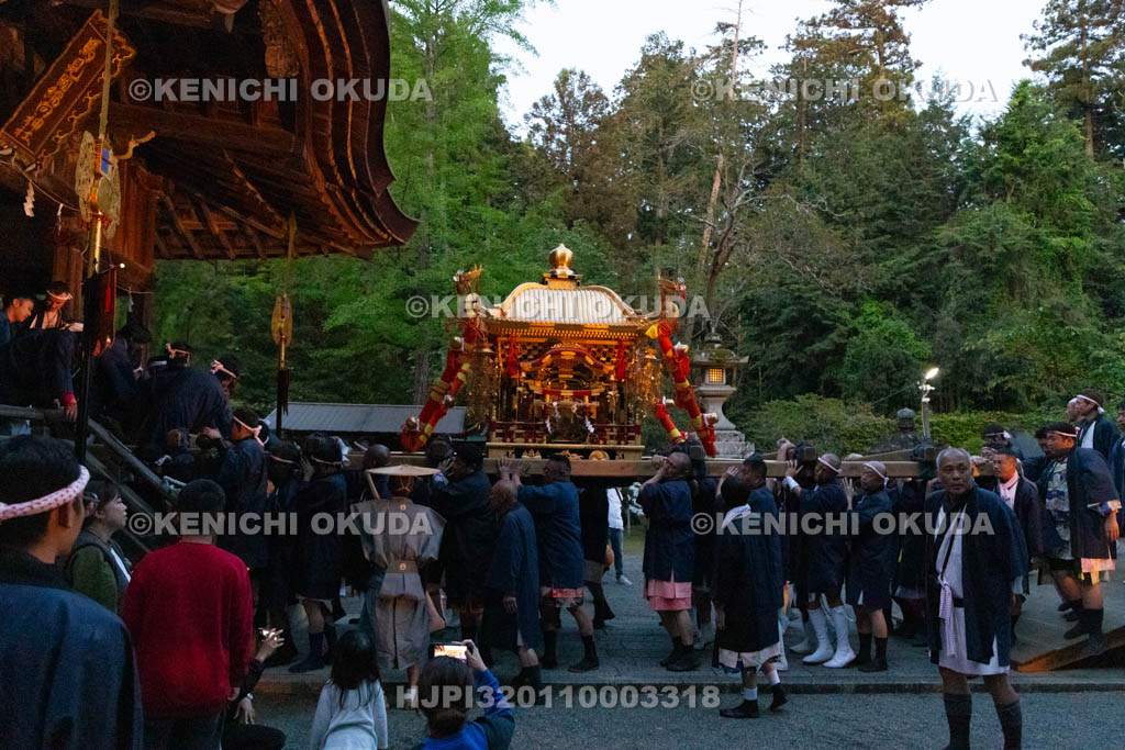 滋賀県　日野祭　宵祭（西之宮祭）　神輿還御