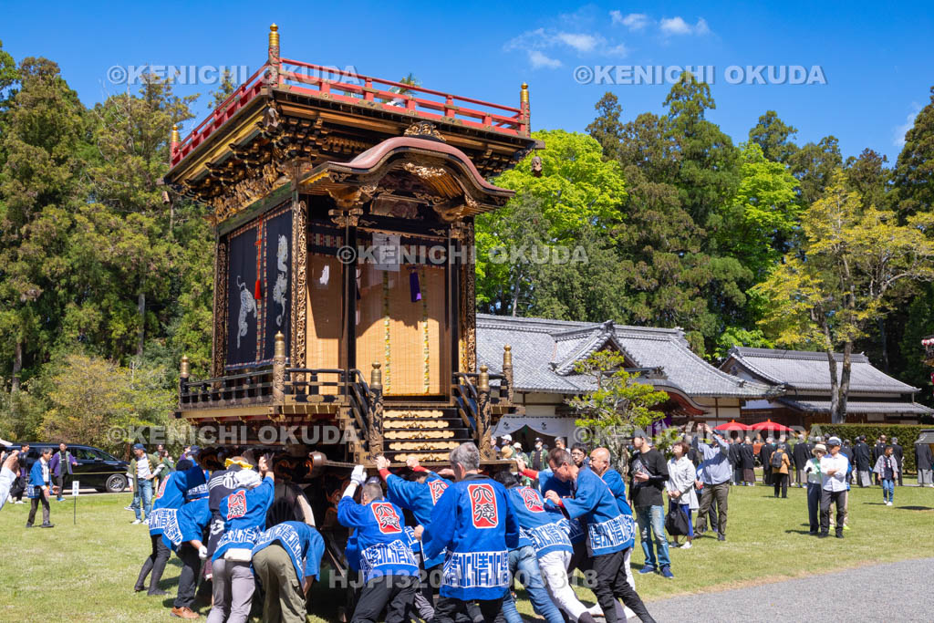 滋賀県　日野祭　本祭　清水町曳山（六徳）宮入