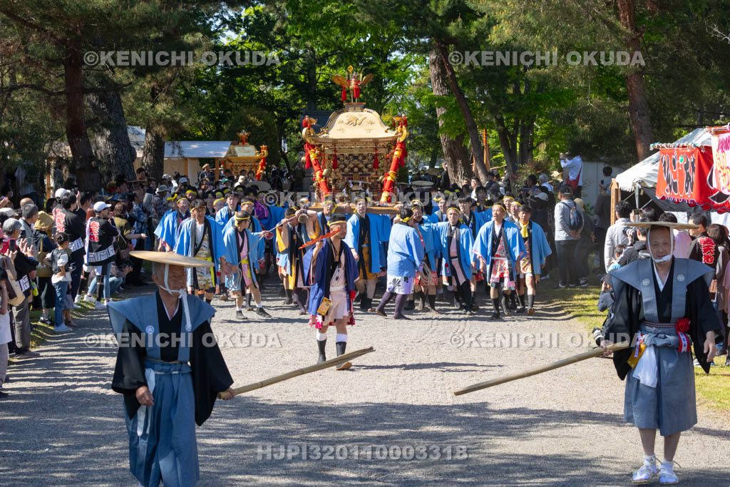 滋賀県　日野祭　本祭　還御出発