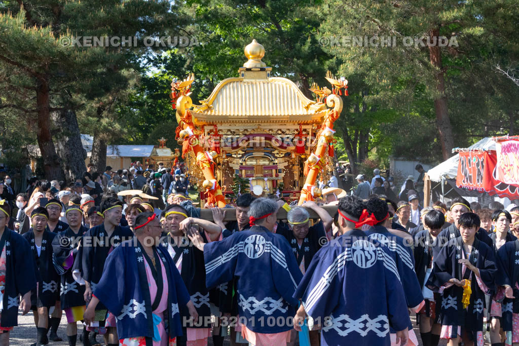 滋賀県　日野祭　本祭　還御出発