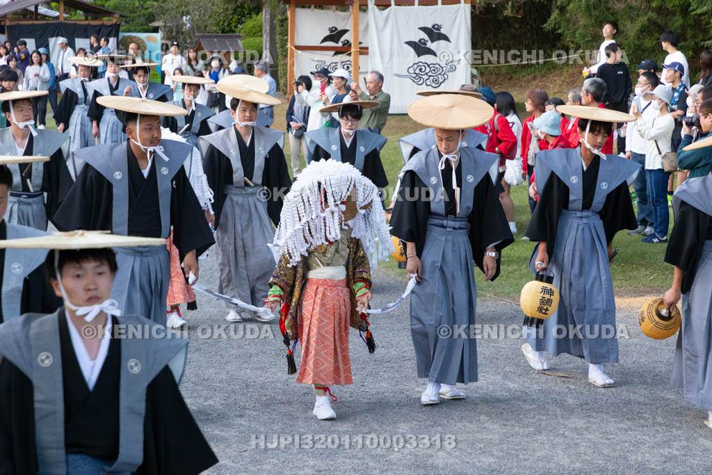 滋賀県　日野祭　本祭　神子・神調社還御宮入