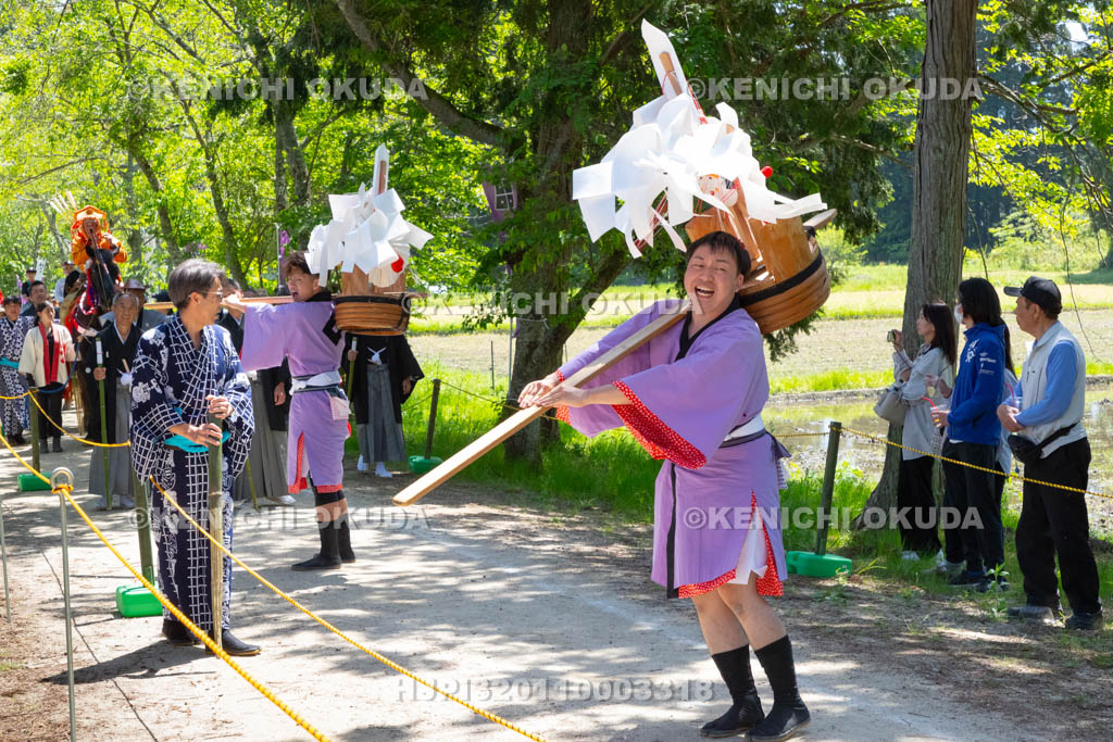 滋賀県　大荒比古神社　七川祭　奴振り（樽振り）