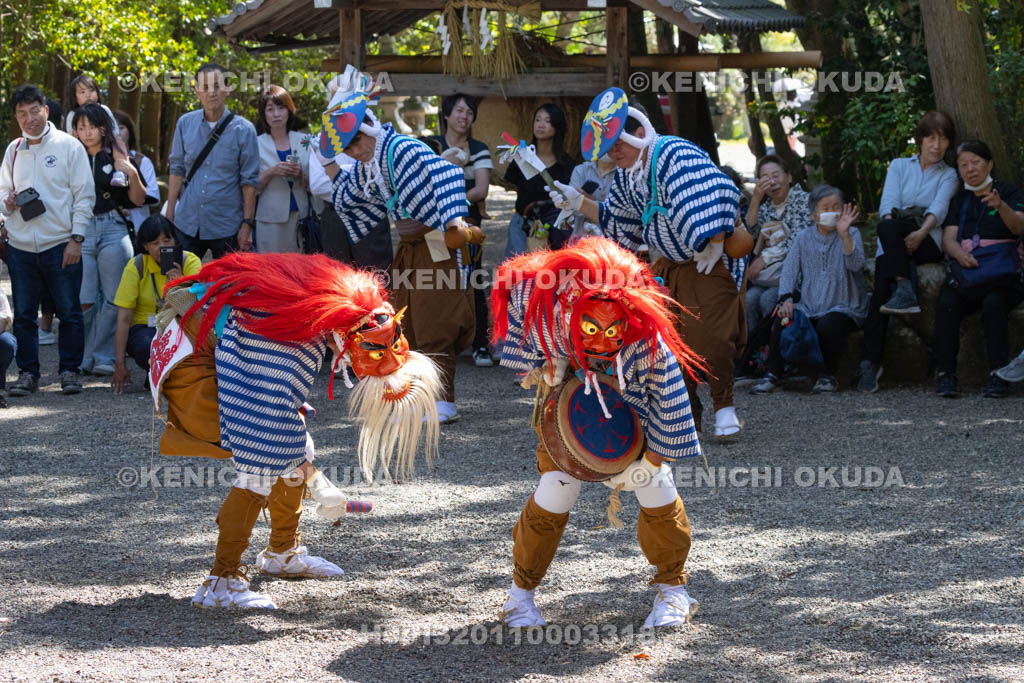 滋賀県　下新川神社　すし切り祭り　かんこの舞