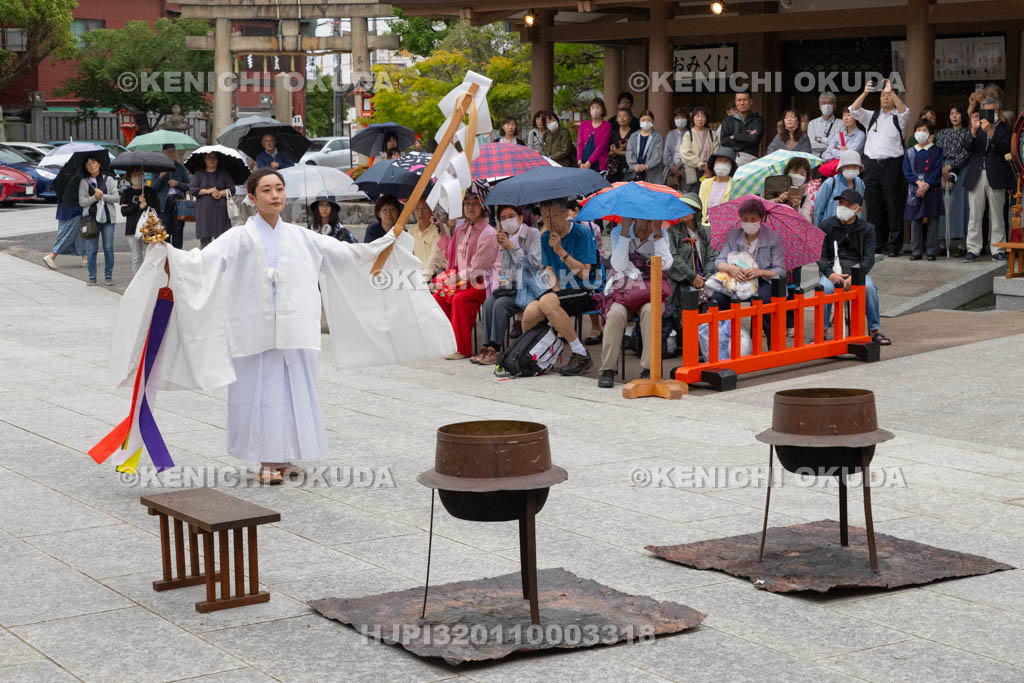 大阪府　方違神社　粽祭（例大祭）　湯神楽神事