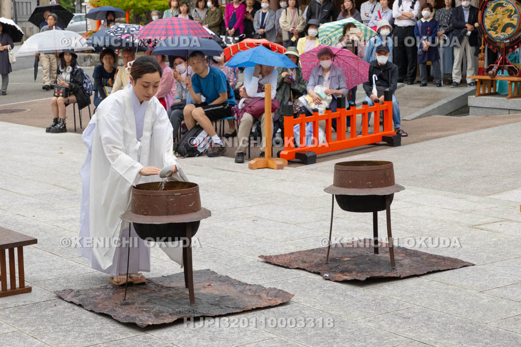 大阪府　方違神社　粽祭（例大祭）　湯神楽神事