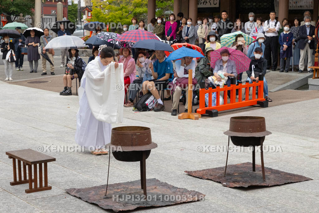大阪府　方違神社　粽祭（例大祭）　湯神楽神事