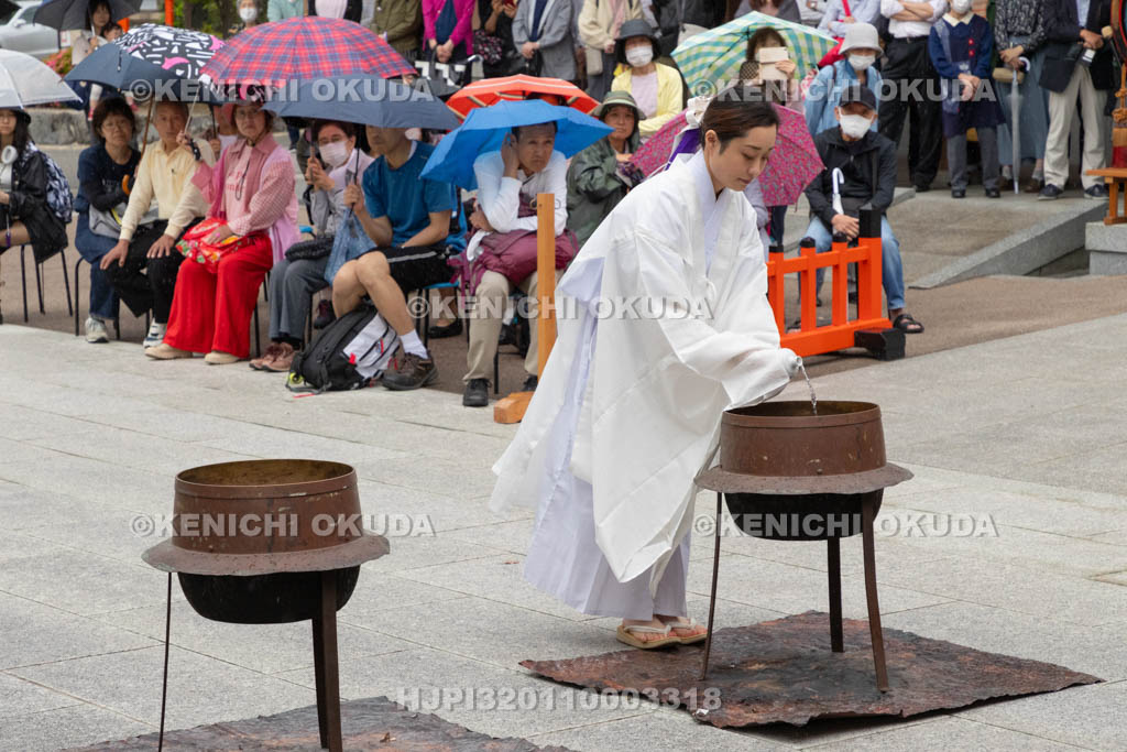 大阪府　方違神社　粽祭（例大祭）　湯神楽神事