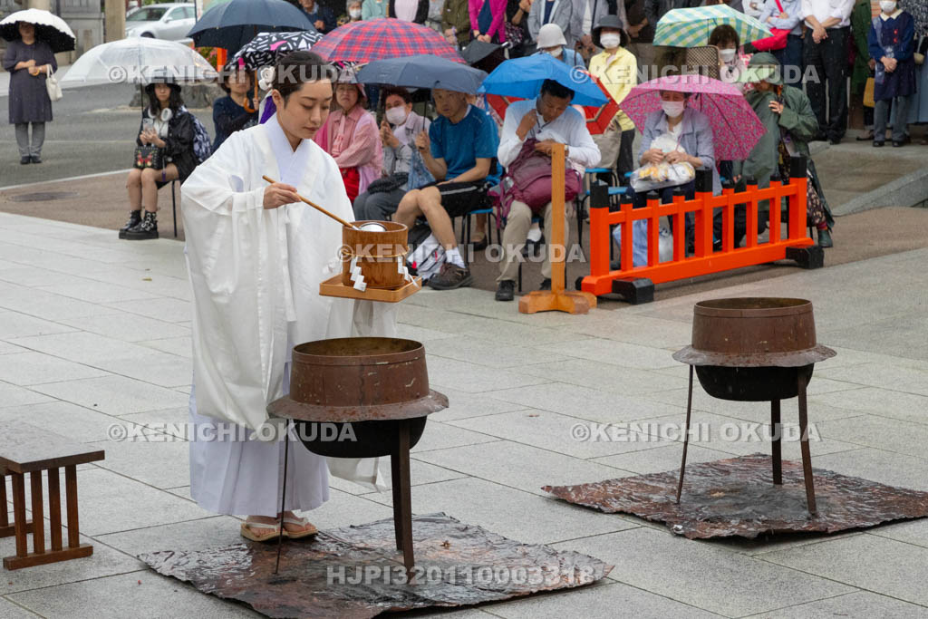 大阪府　方違神社　粽祭（例大祭）　湯神楽神事