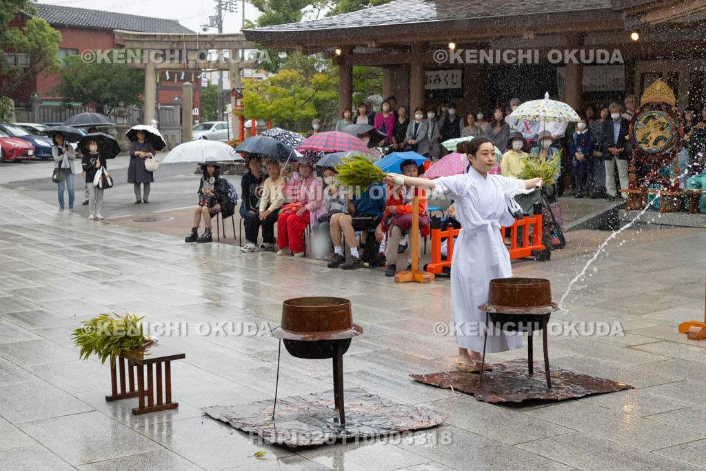 大阪府　方違神社　粽祭（例大祭）　湯神楽神事