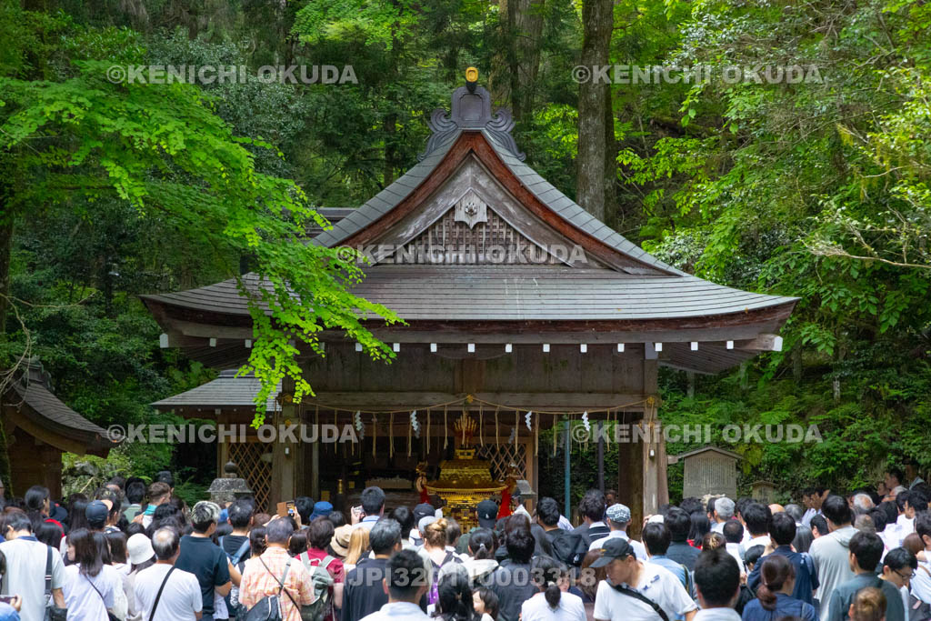 京都府　貴船神社　貴船祭　奥宮着輿
