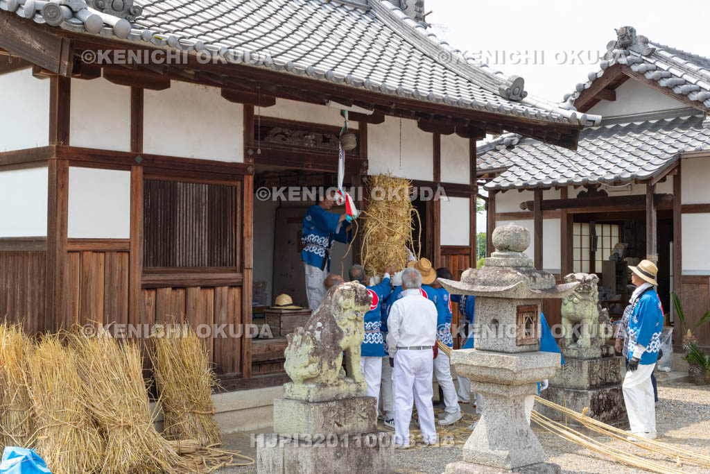 奈良県　今里の蛇巻き　蛇体作成