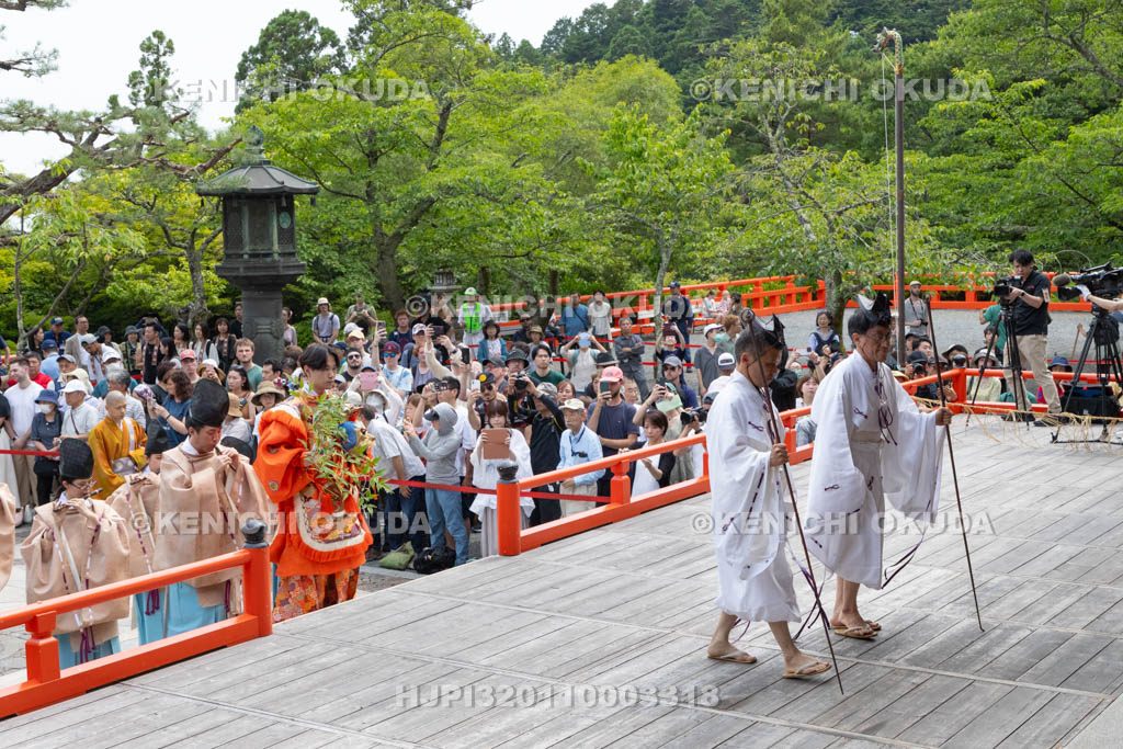 京都府　鞍馬寺　竹伐り会式　出会儀