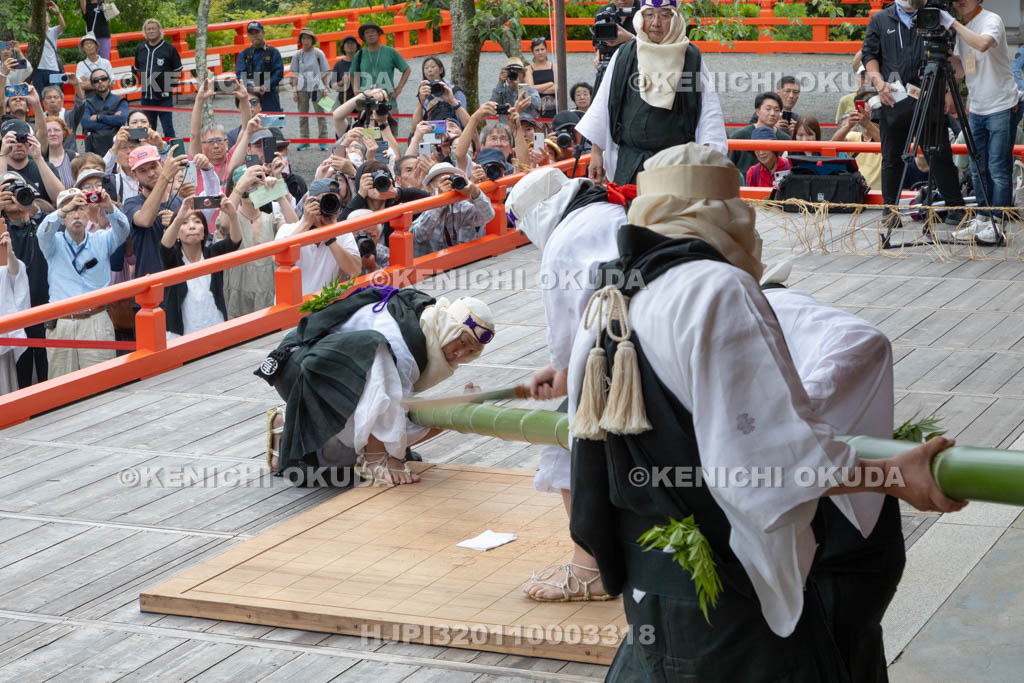 京都府　鞍馬寺　竹伐り会式　竹ならし
